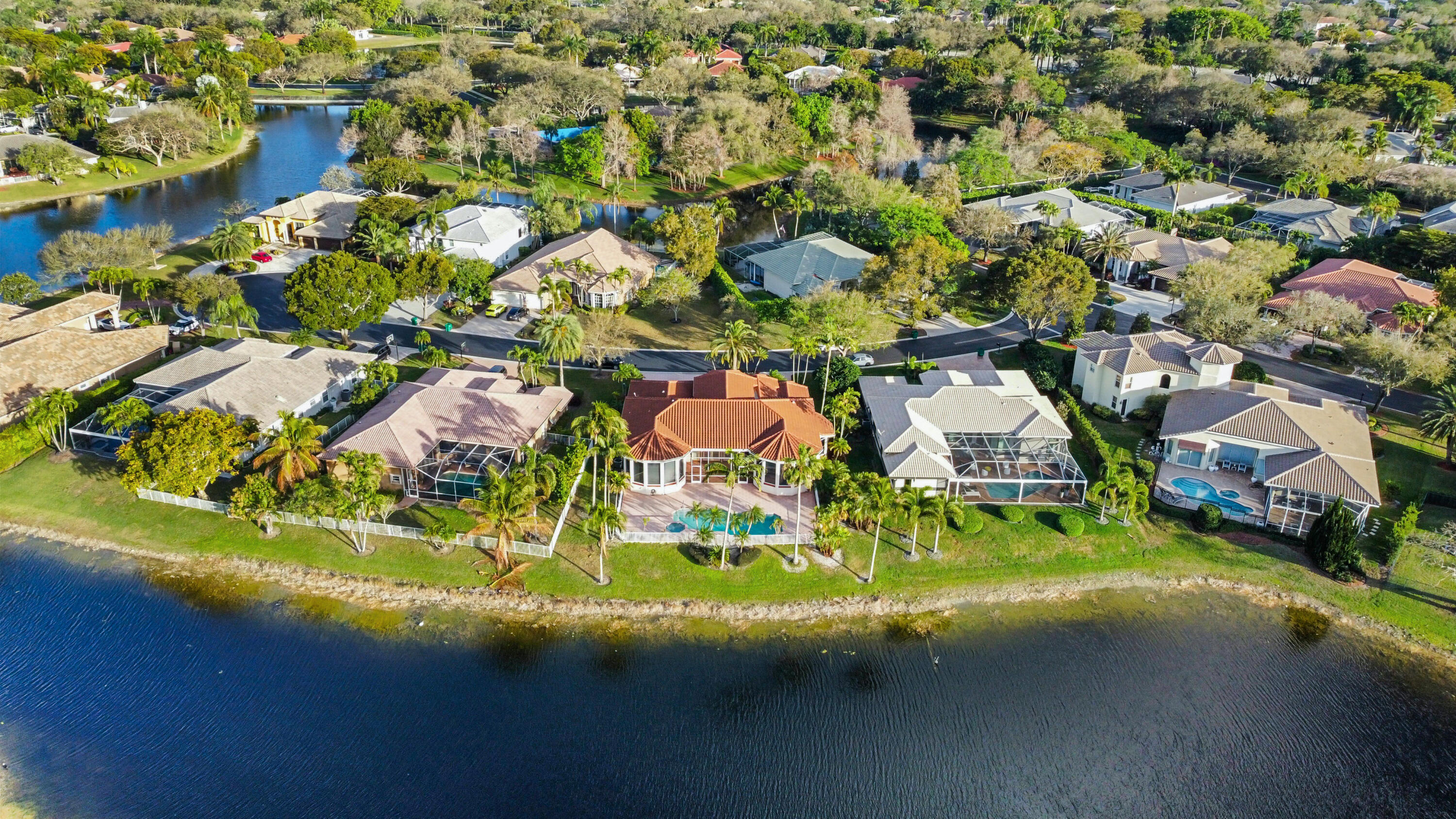 MEADOW RUN WEST - Residential