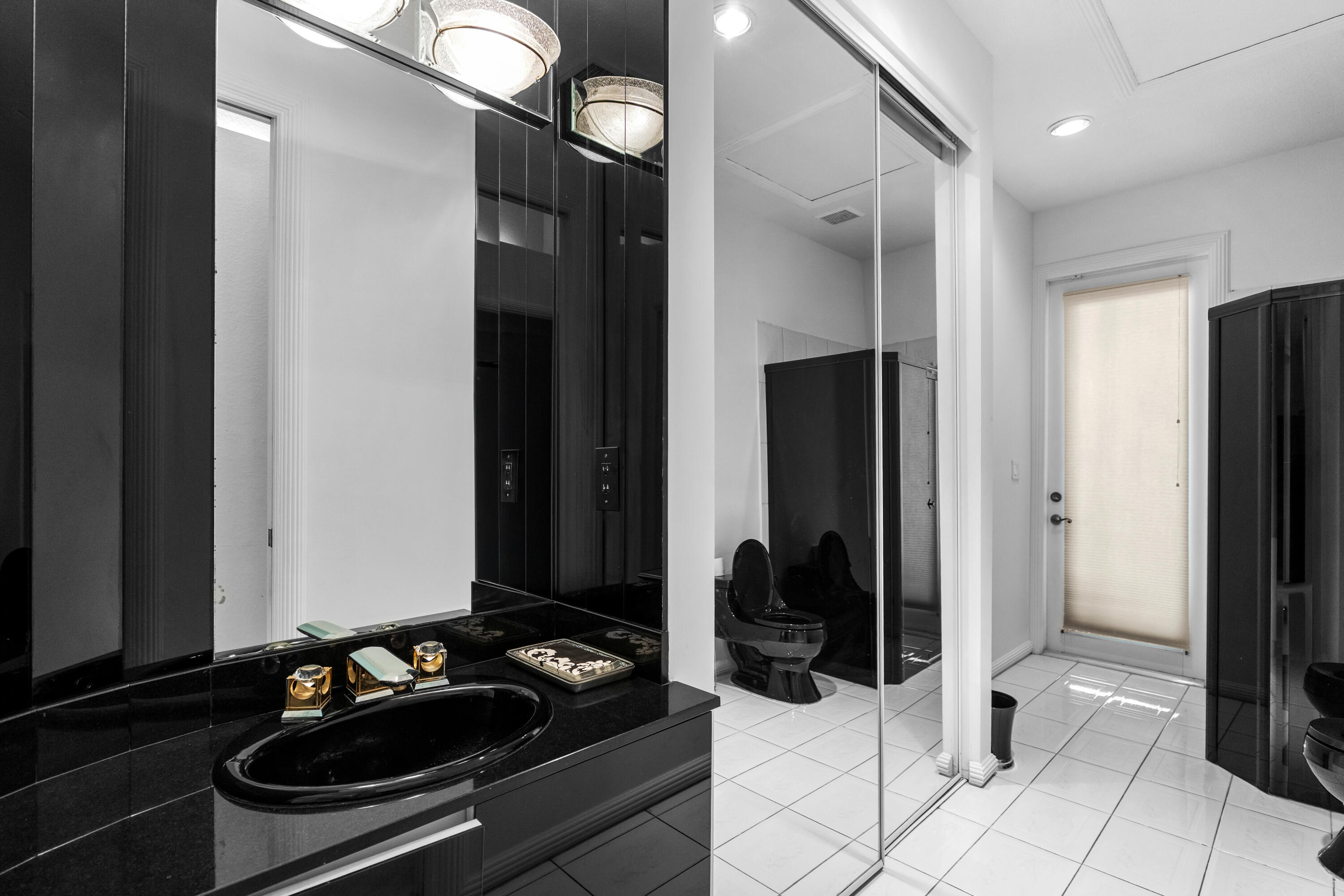 MEADOW RUN WEST - Residential