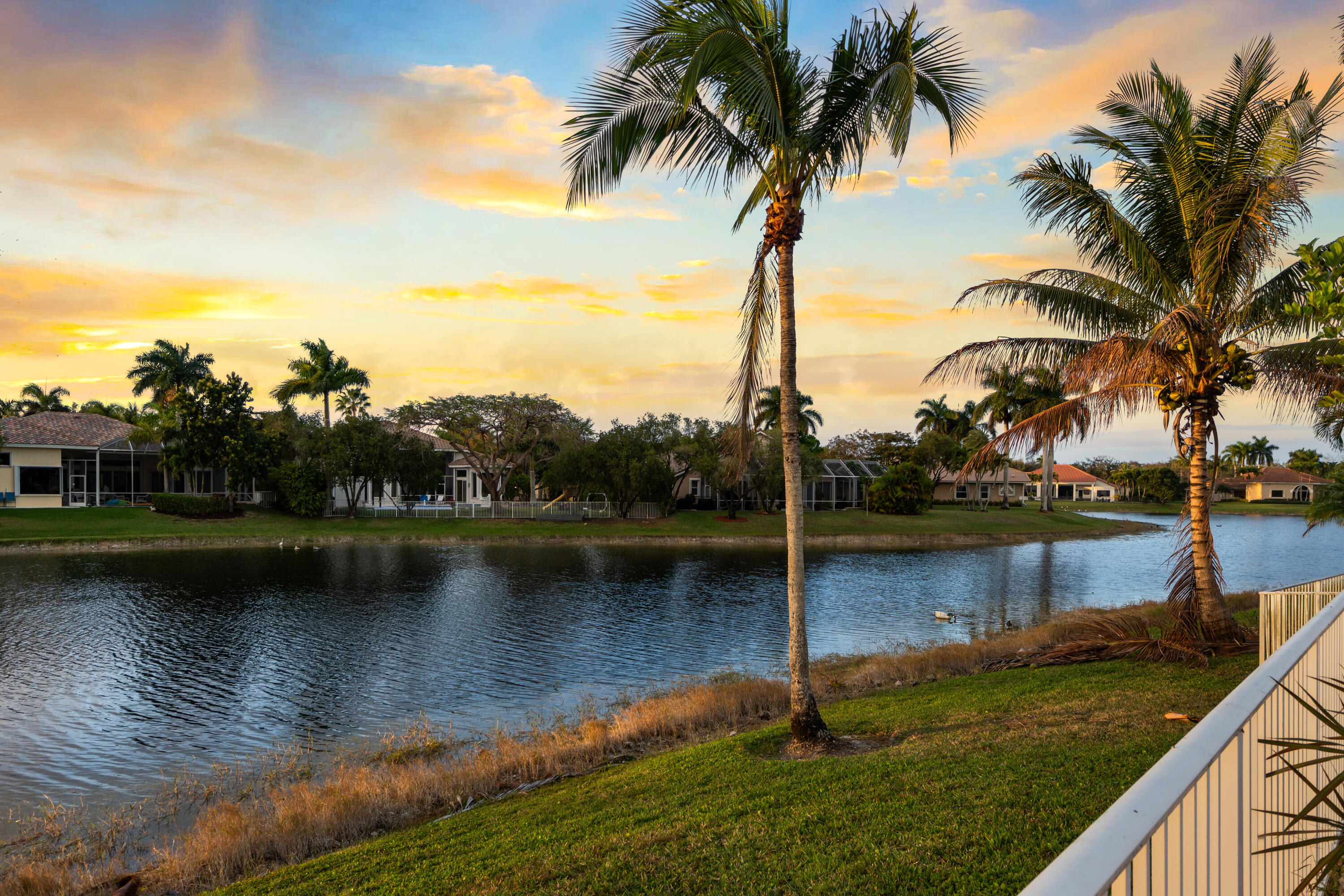 MEADOW RUN WEST - Residential