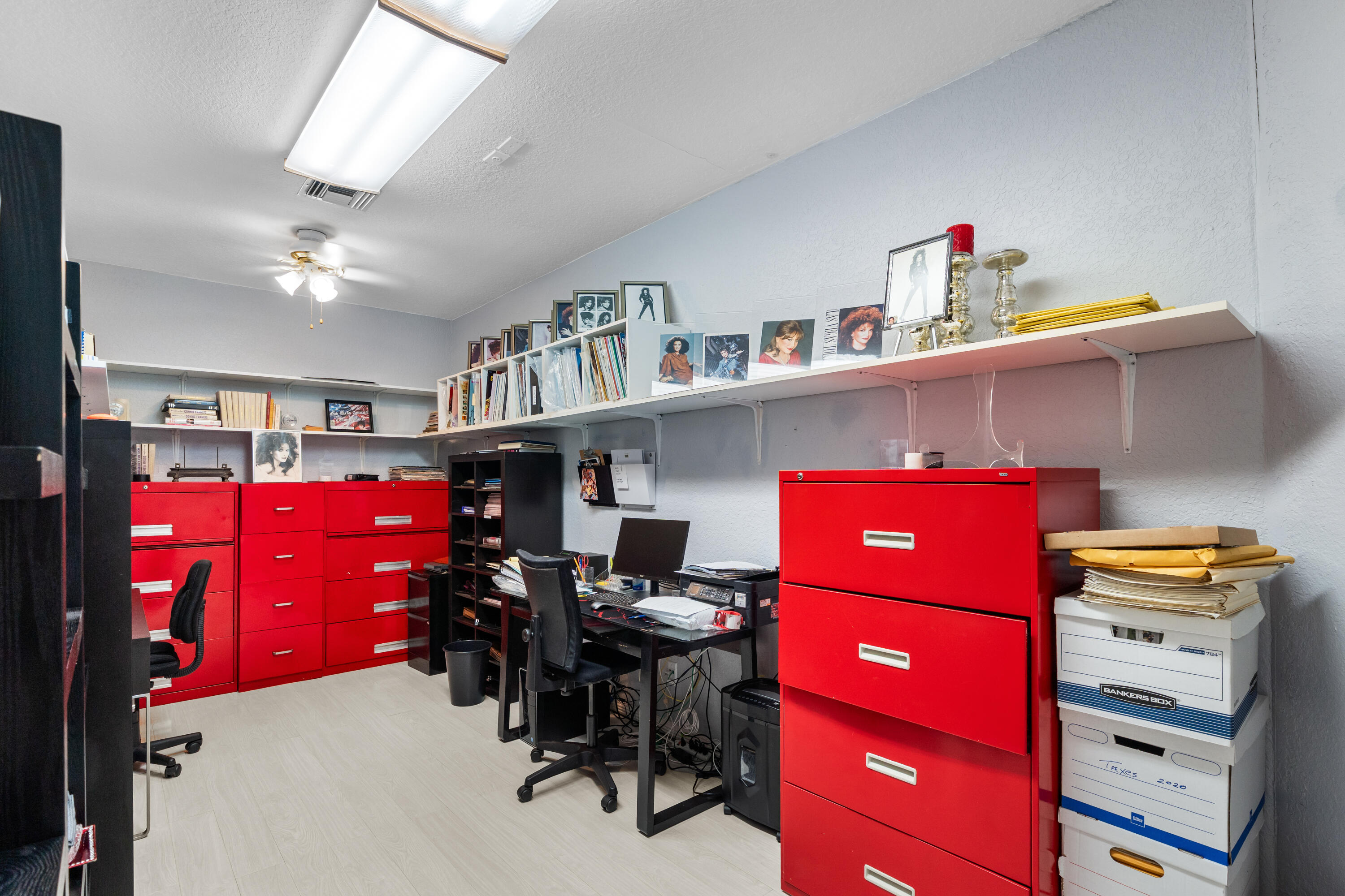 MEADOW RUN WEST - Residential