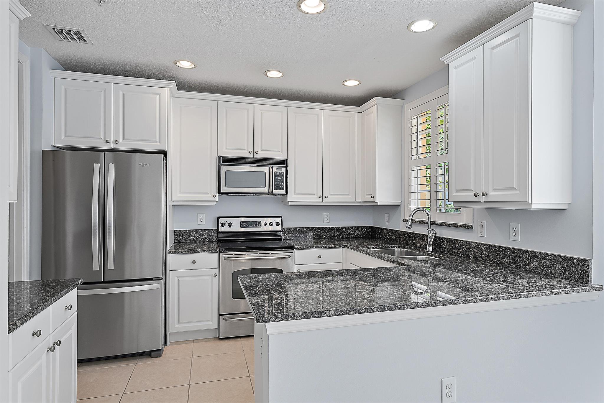Harbour Oaks - Residential