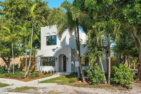 A home in Lake Worth Beach