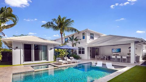 Photo of 115 NE 6th Street, Delray Beach, FL 33444 (MLS # R11148834)