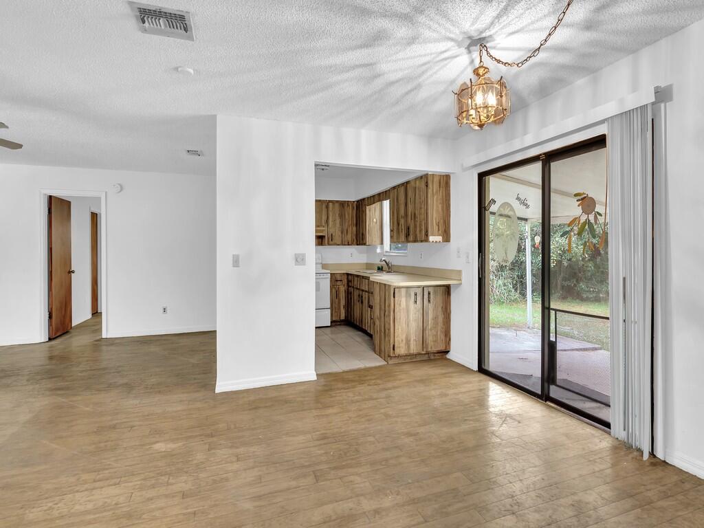 OSLO PARK UNIT NO 2 - Residential