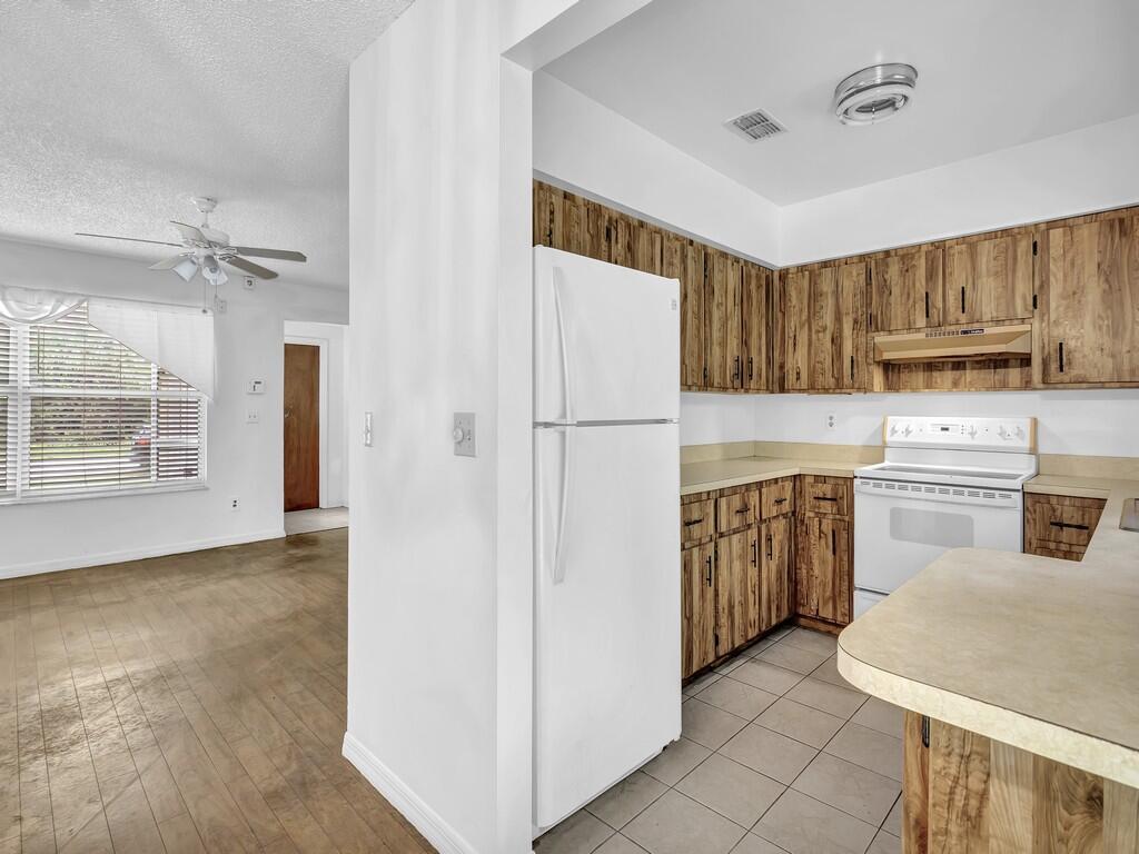 OSLO PARK UNIT NO 2 - Residential