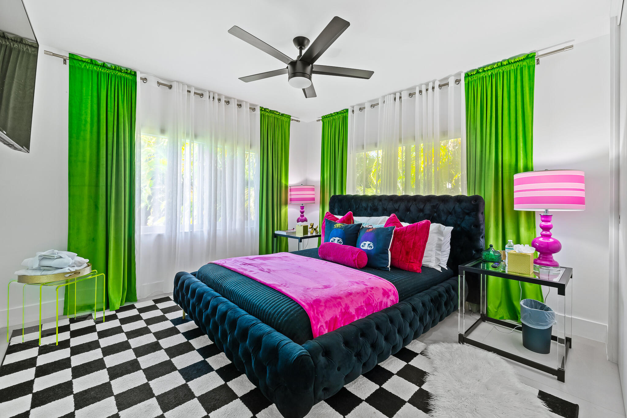 HARBOR BEACH - Residential Lease