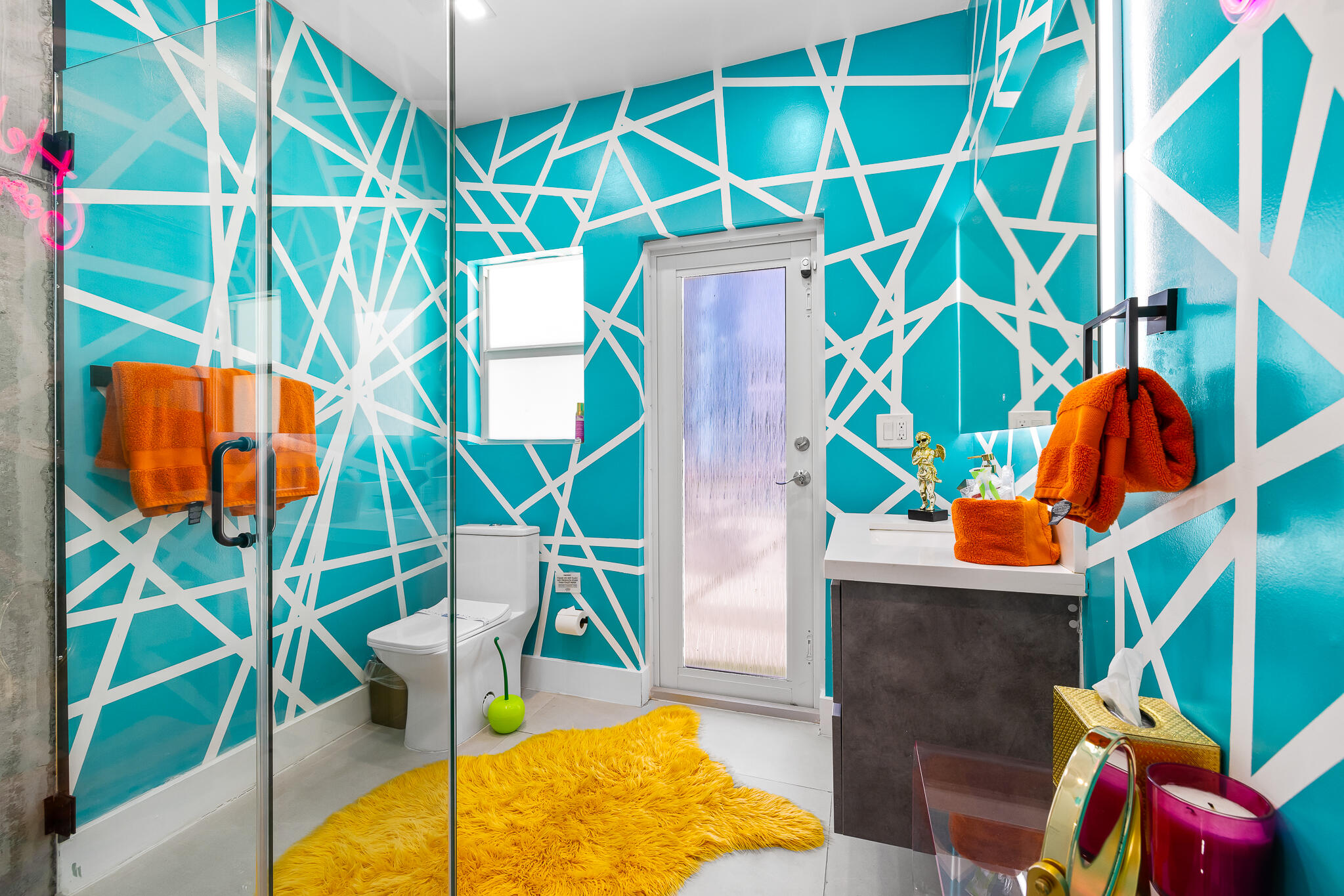 HARBOR BEACH - Residential Lease