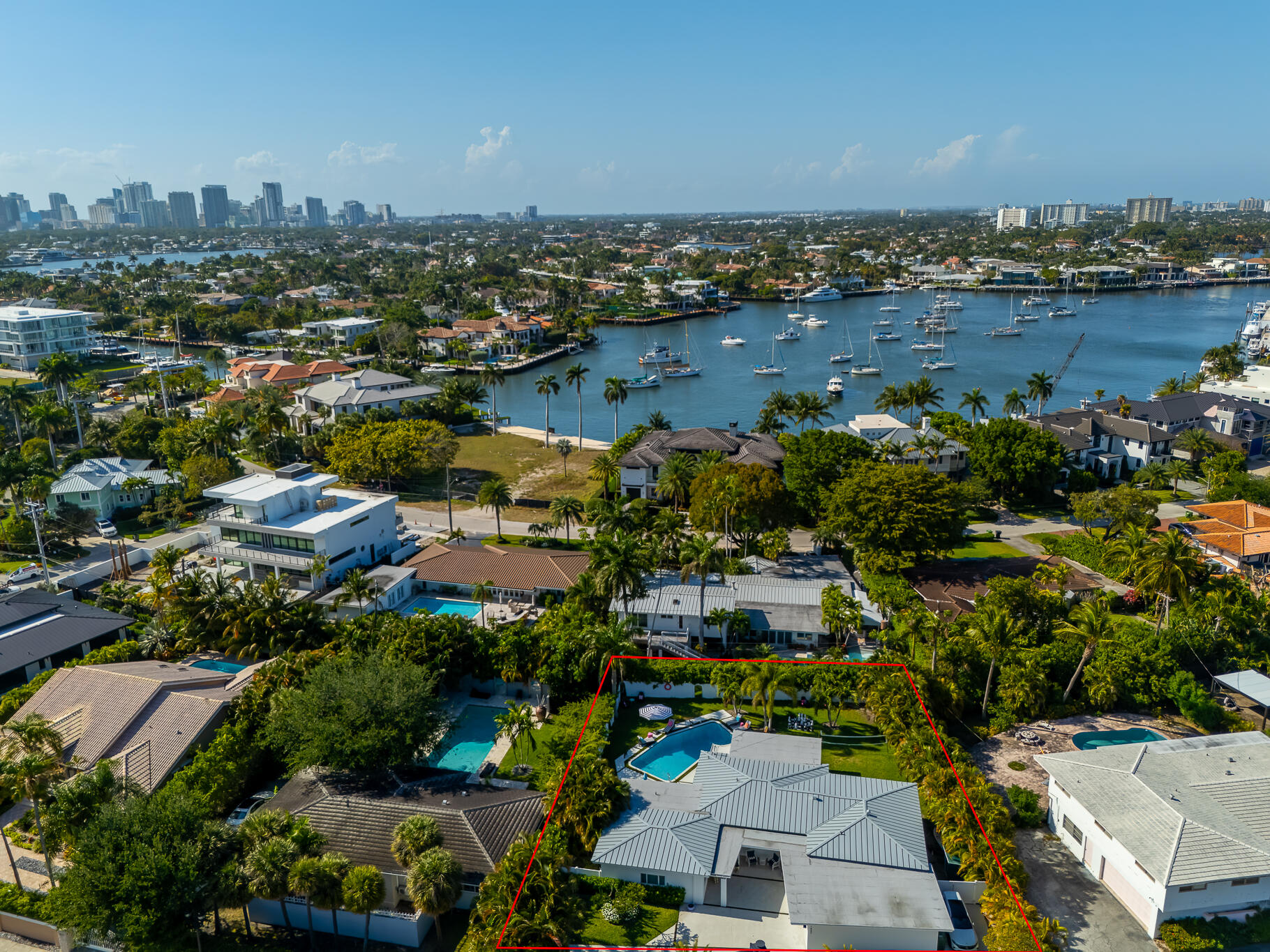 HARBOR BEACH - Residential Lease