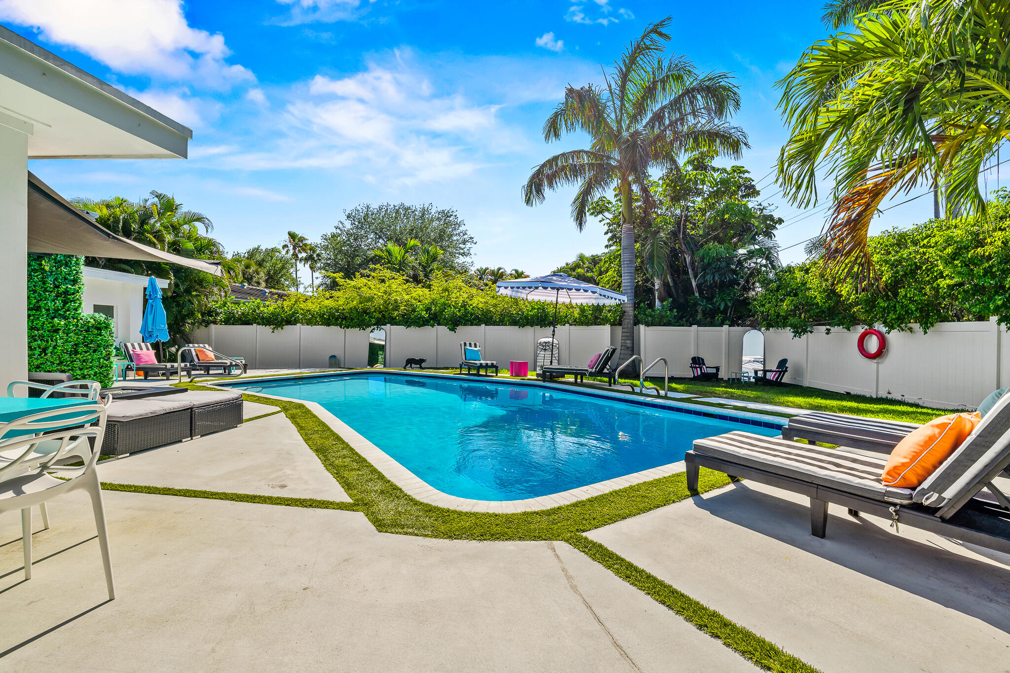 HARBOR BEACH - Residential Lease