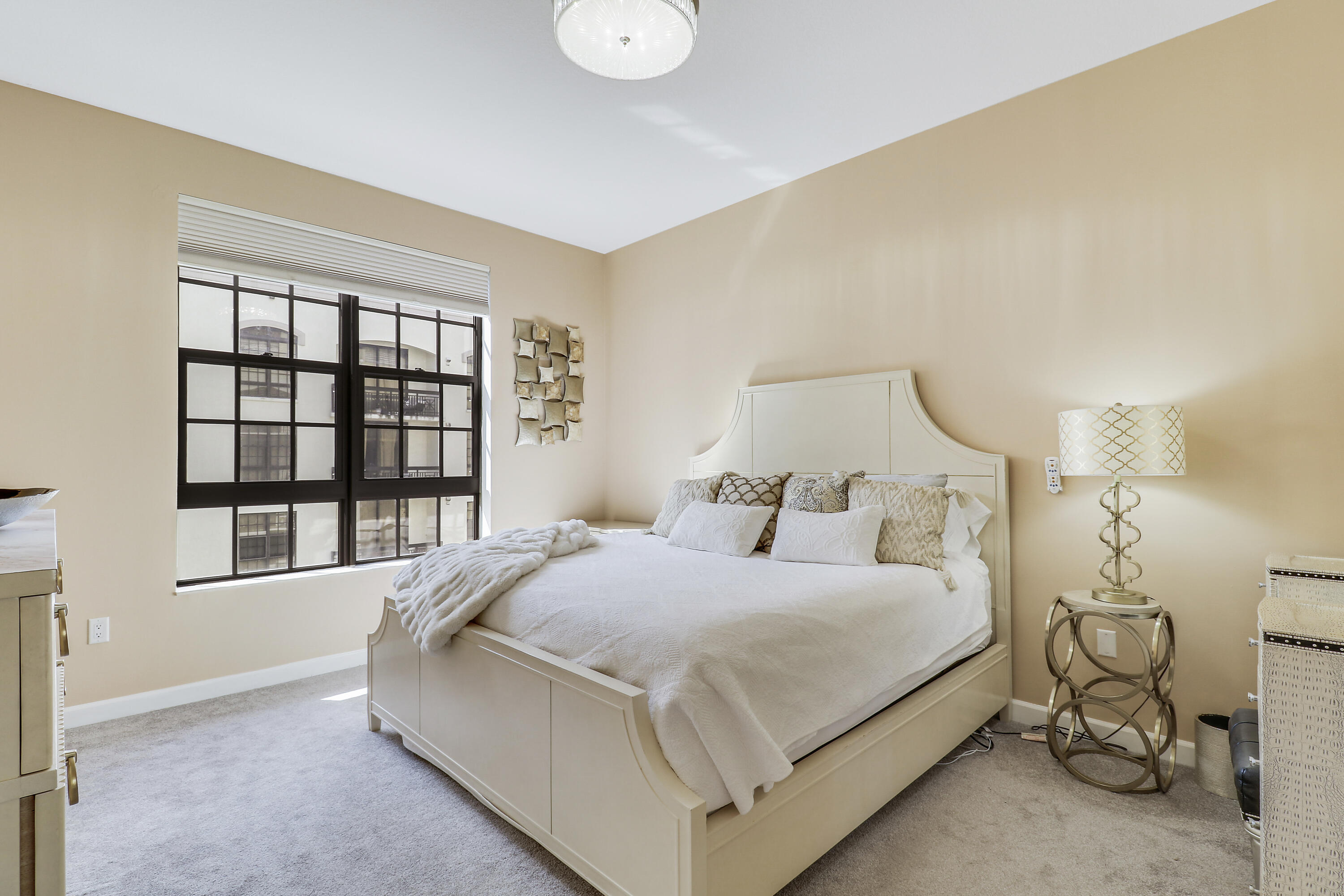 ONE CITY PLAZA CONDO - Residential Lease