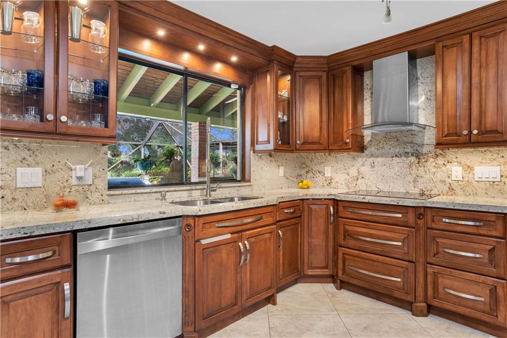 Falcons Lea 128-6 B - Residential