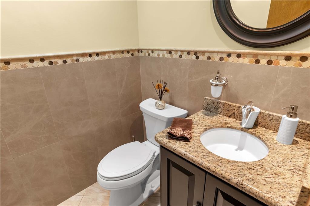 Falcons Lea 128-6 B - Residential