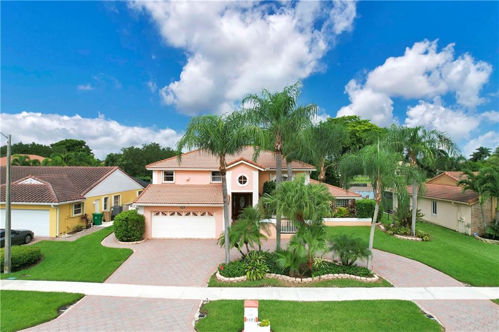 Falcons Lea 128-6 B - Residential