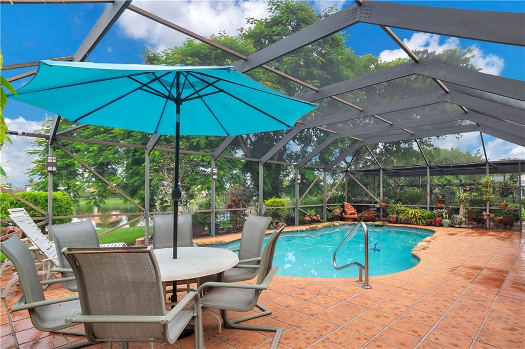 Falcons Lea 128-6 B - Residential