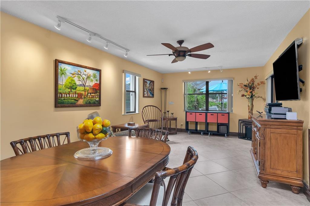 Falcons Lea 128-6 B - Residential