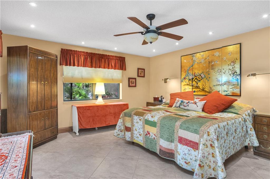 Falcons Lea 128-6 B - Residential