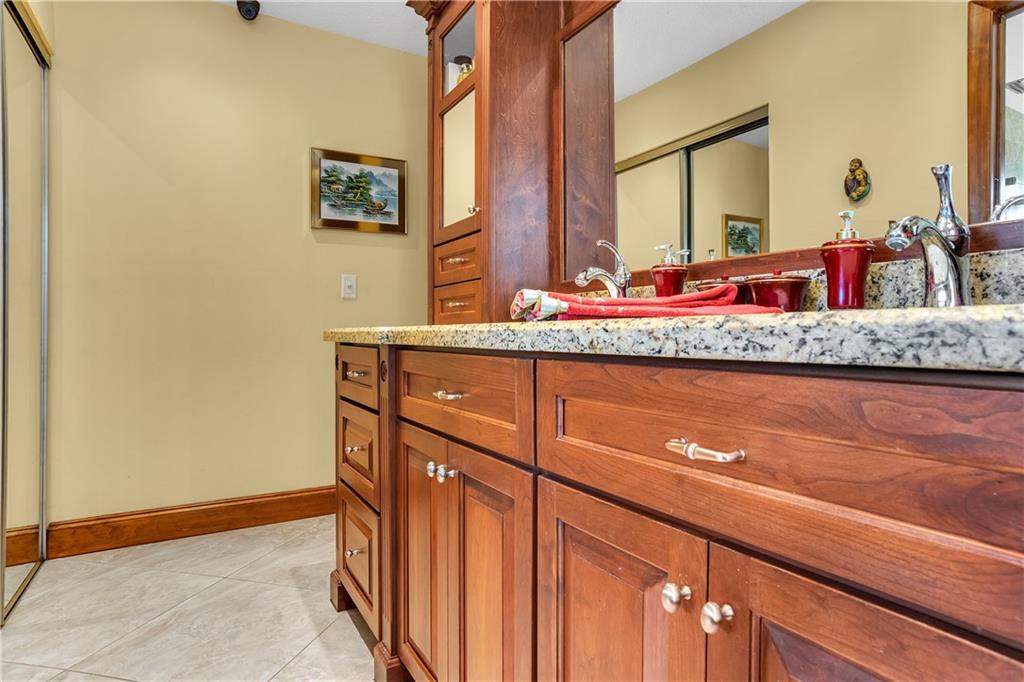 Falcons Lea 128-6 B - Residential