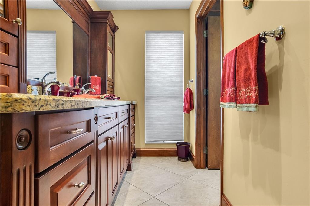 Falcons Lea 128-6 B - Residential