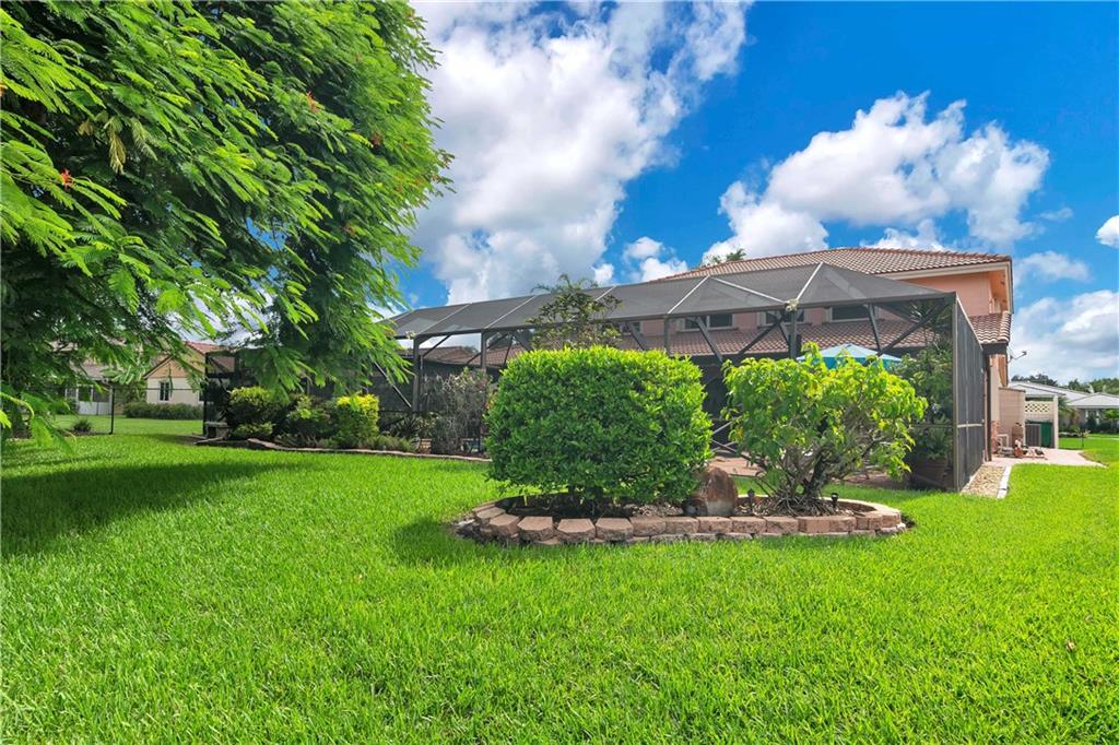 Falcons Lea 128-6 B - Residential