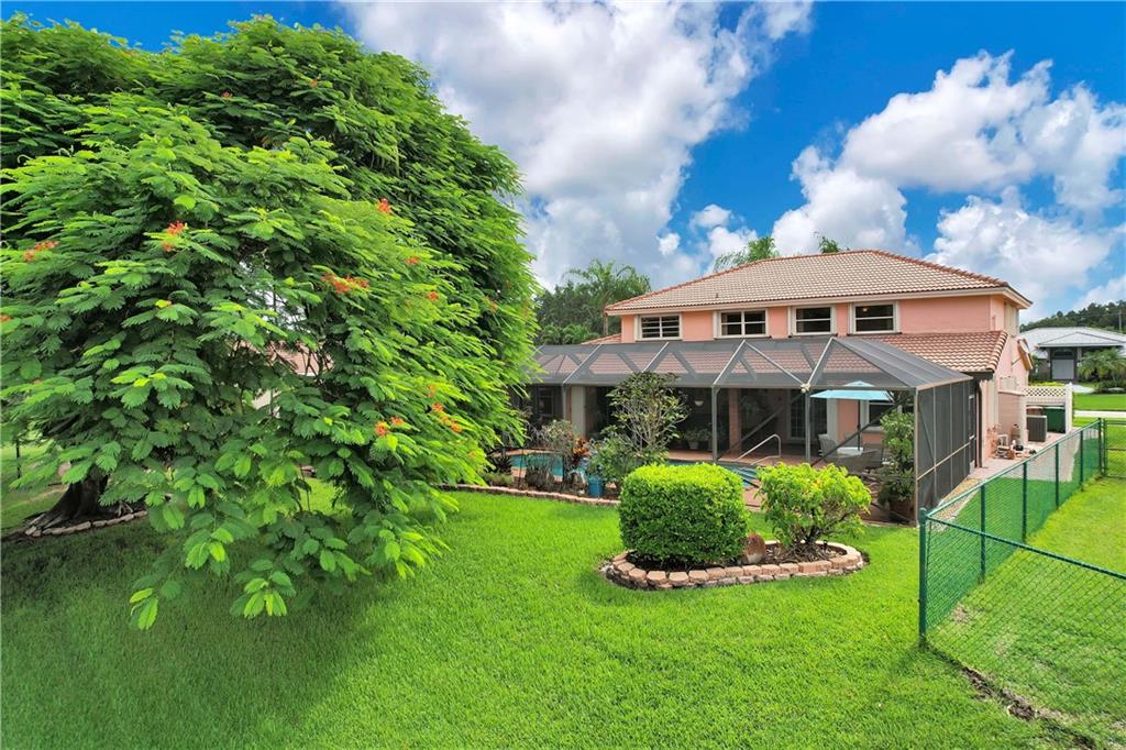 Falcons Lea 128-6 B - Residential