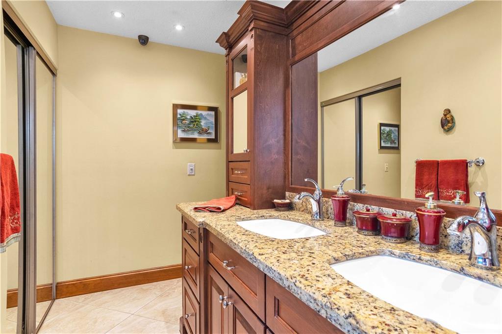 Falcons Lea 128-6 B - Residential