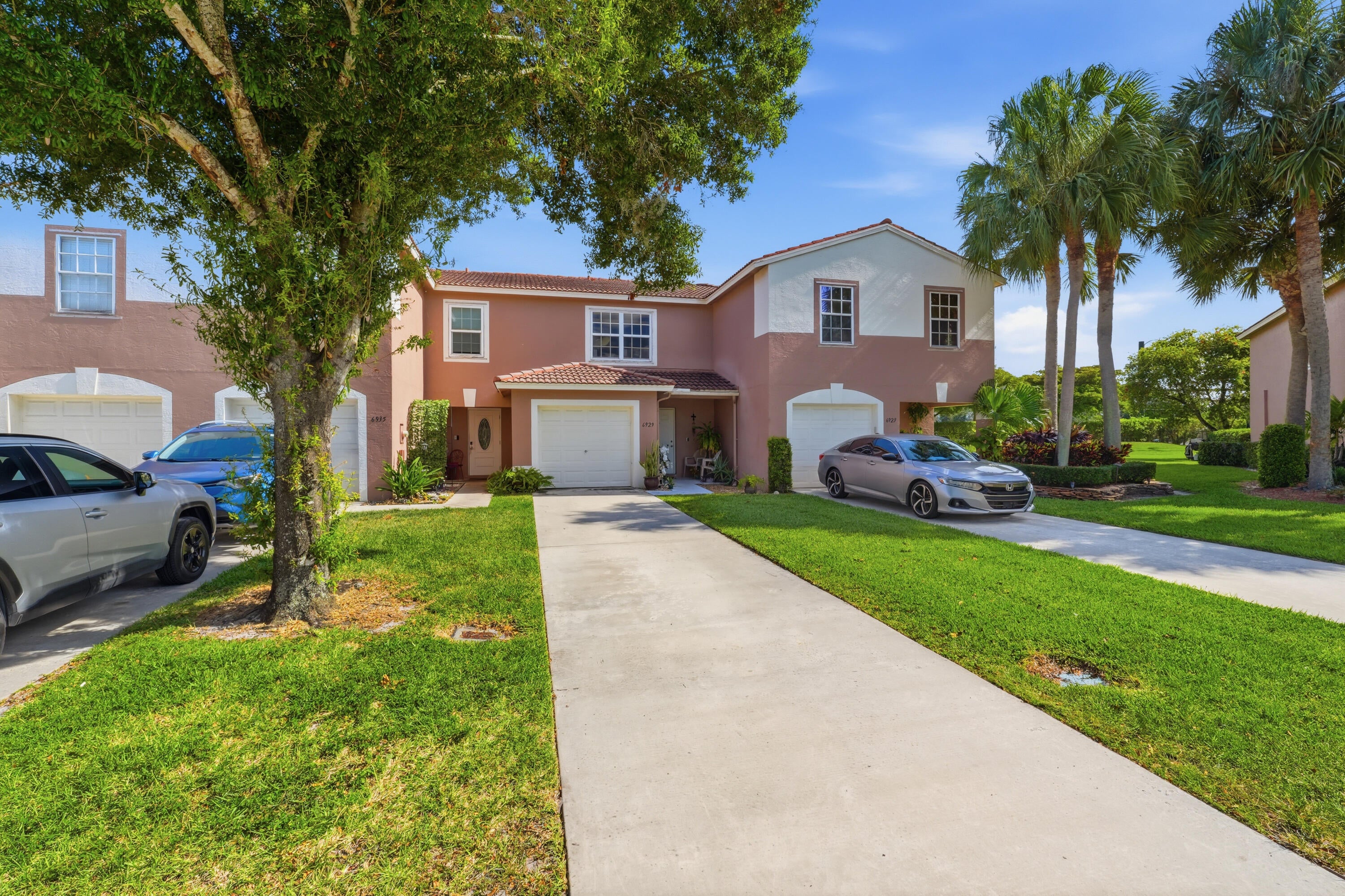 Properties 6929 Willow Creek Run