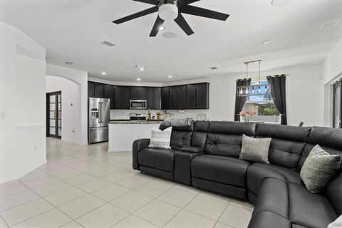 Single Family Residence in Port St Lucie FL 1718 Erie Street St 25.jpg