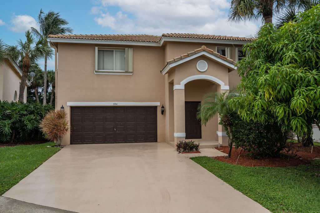 Photo of 1104 Rialto Drive, Boynton Beach, FL 33436 (MLS # R11011719)