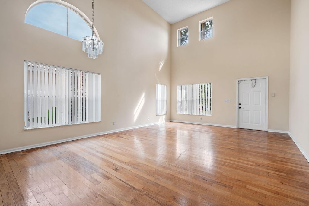 Photo of 1104 Rialto Drive, Boynton Beach, FL 33436 (MLS # R11011719)