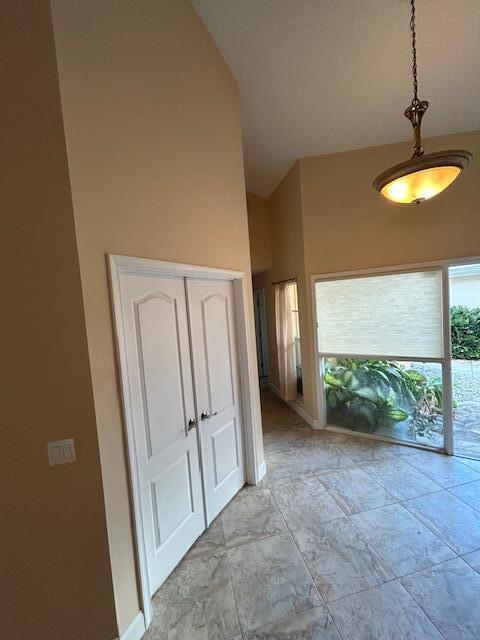 BREAKERS WEST 13, The Col - Residential