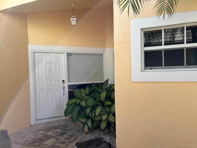 BREAKERS WEST 13, The Col - Residential