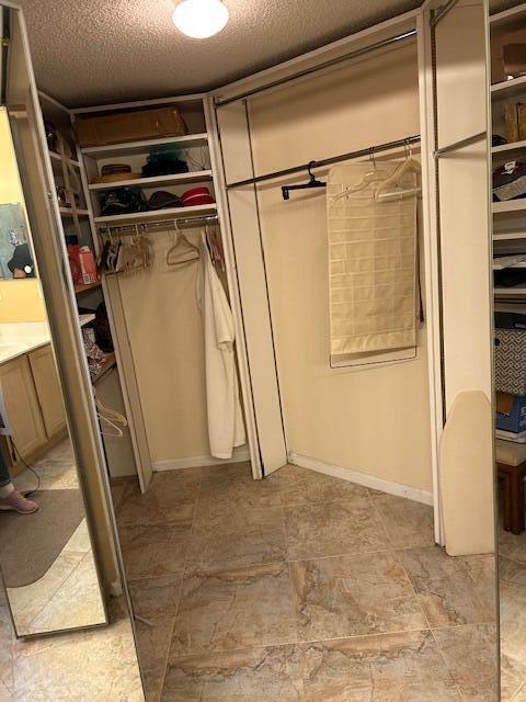 BREAKERS WEST 13, The Col - Residential