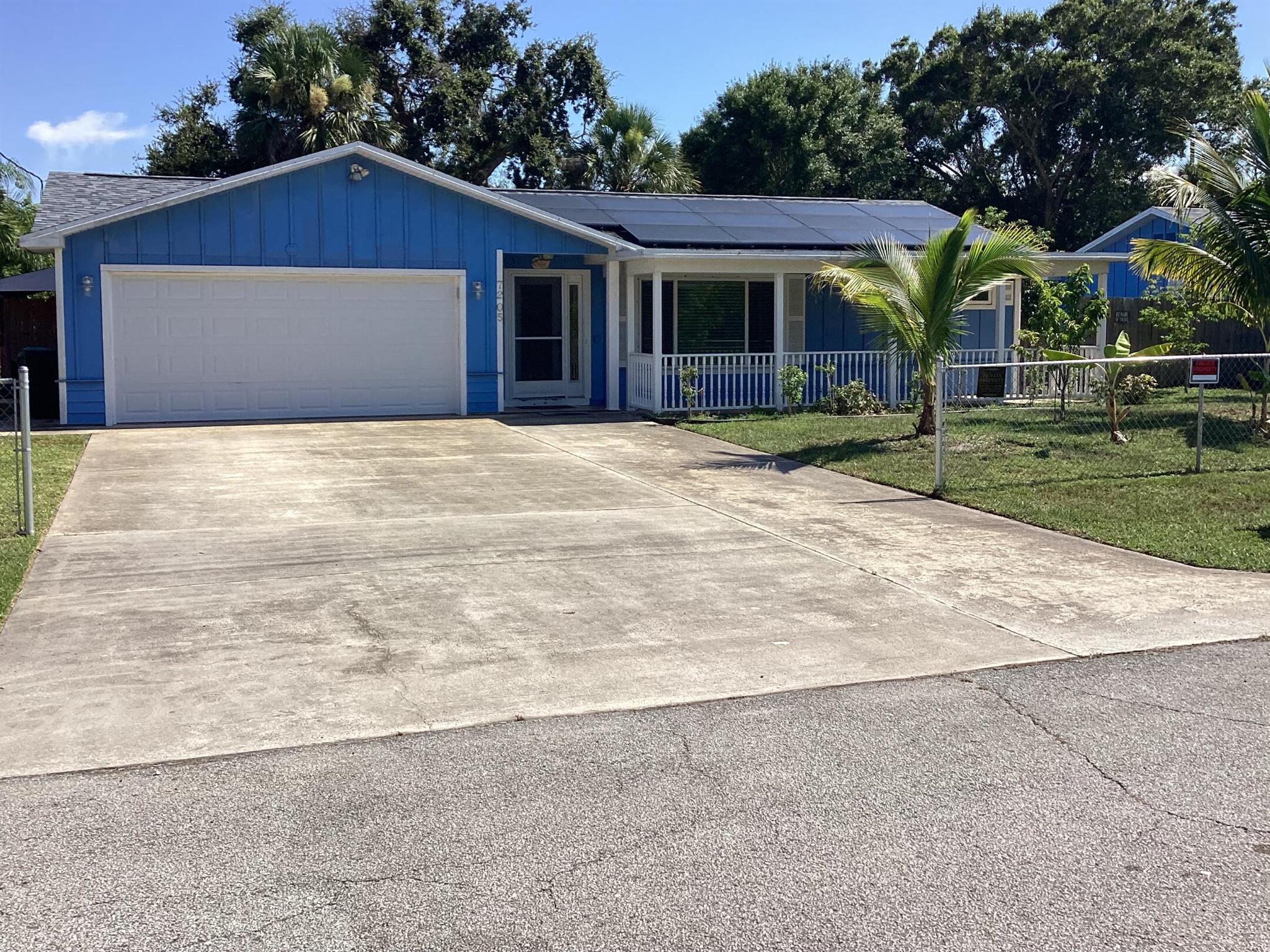 Lakefront property on double lot with .47 acres! Main home on one lot 2 bedroom 2 bath,second building can be used as a rentable one bedroom one bath efficiency or in-law quarters. Property is located on a large corner lot! 100 ft well installed 2020. New Roof, windows and solar panels installed in 2021.Seller's are motivated due to relocation!