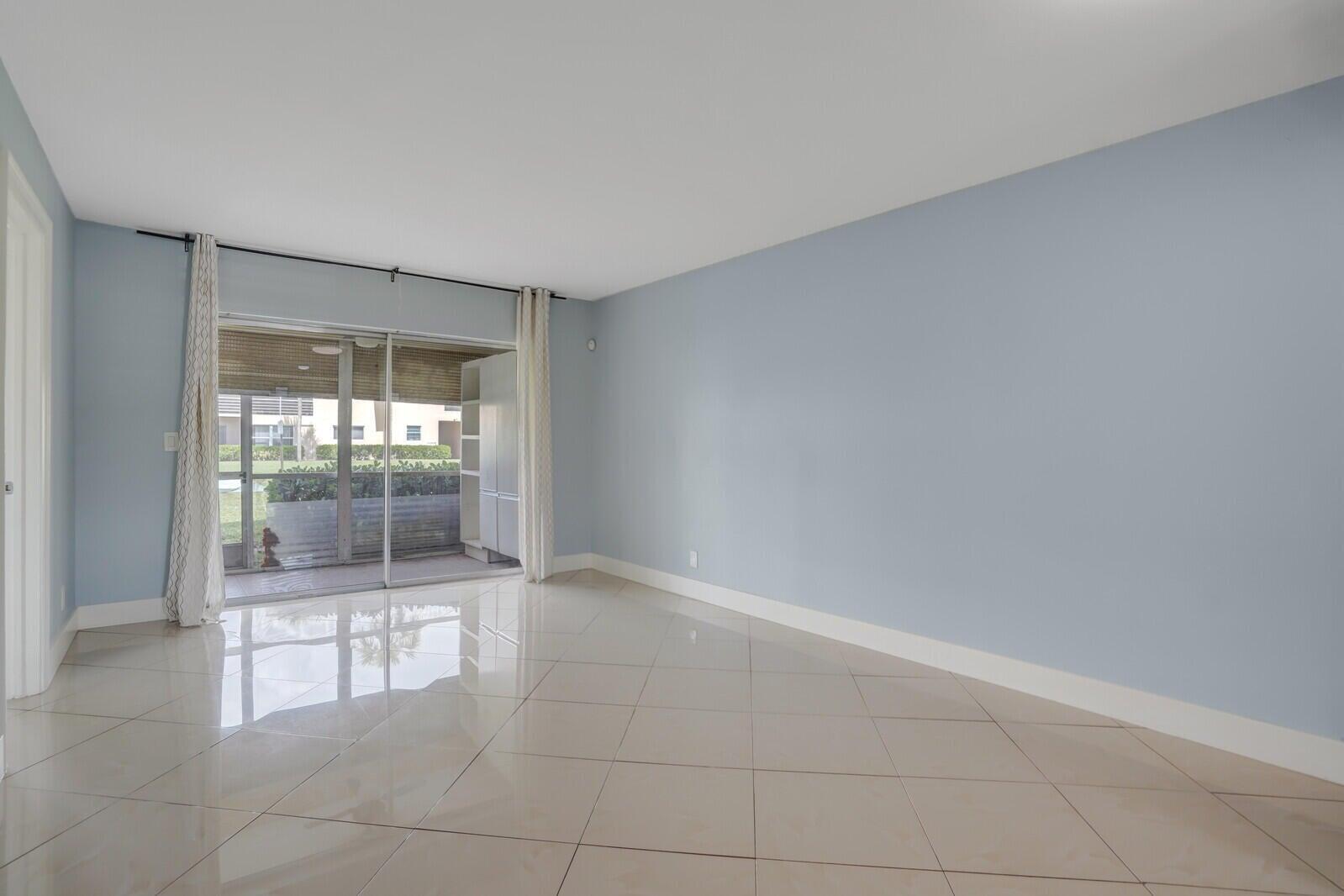 SANDALFOOT BLVD APTS - Residential Lease