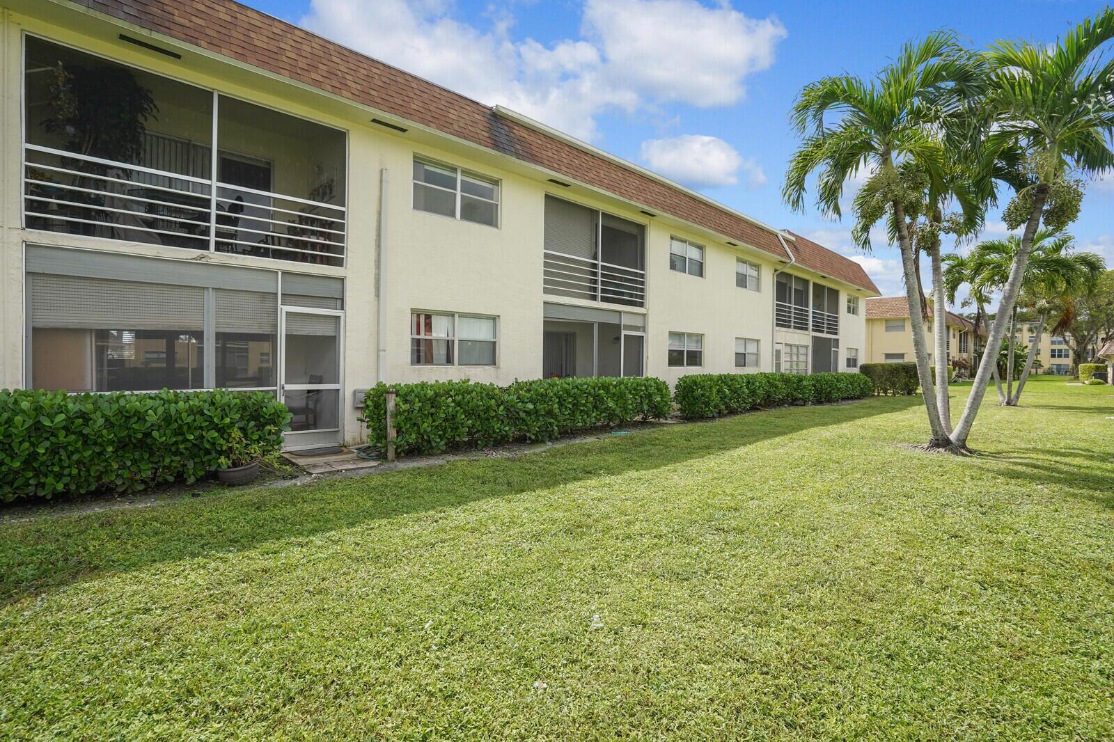 SANDALFOOT BLVD APTS - Residential Lease
