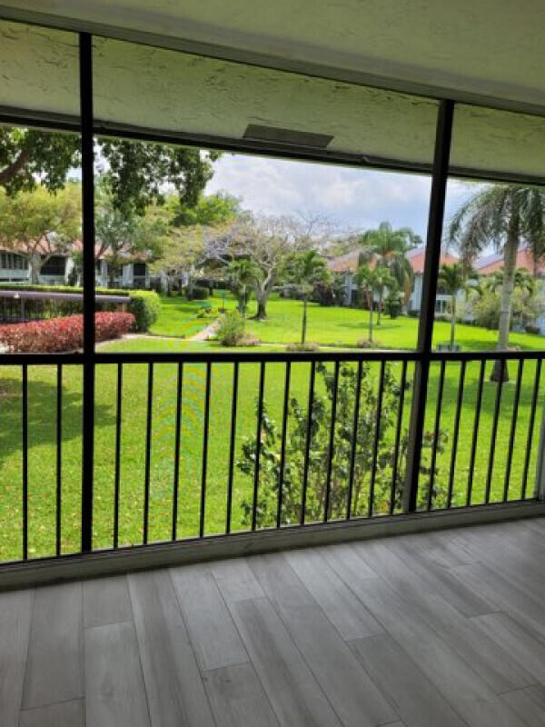 VILLAGES OF ORIOLE DEAUVILLE CONDO - Residential