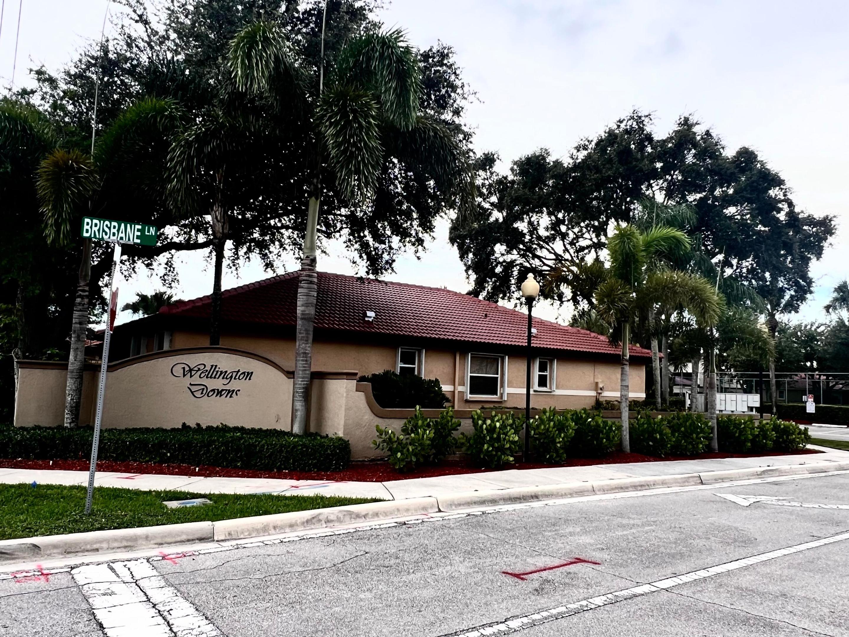 WELLINGTON DOWNS - Residential