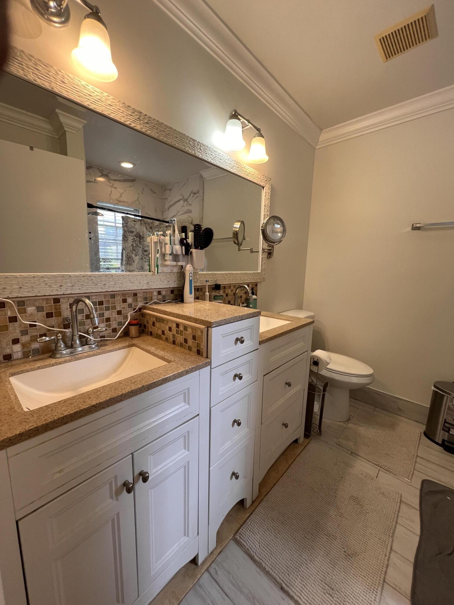 WELLINGTON DOWNS - Residential