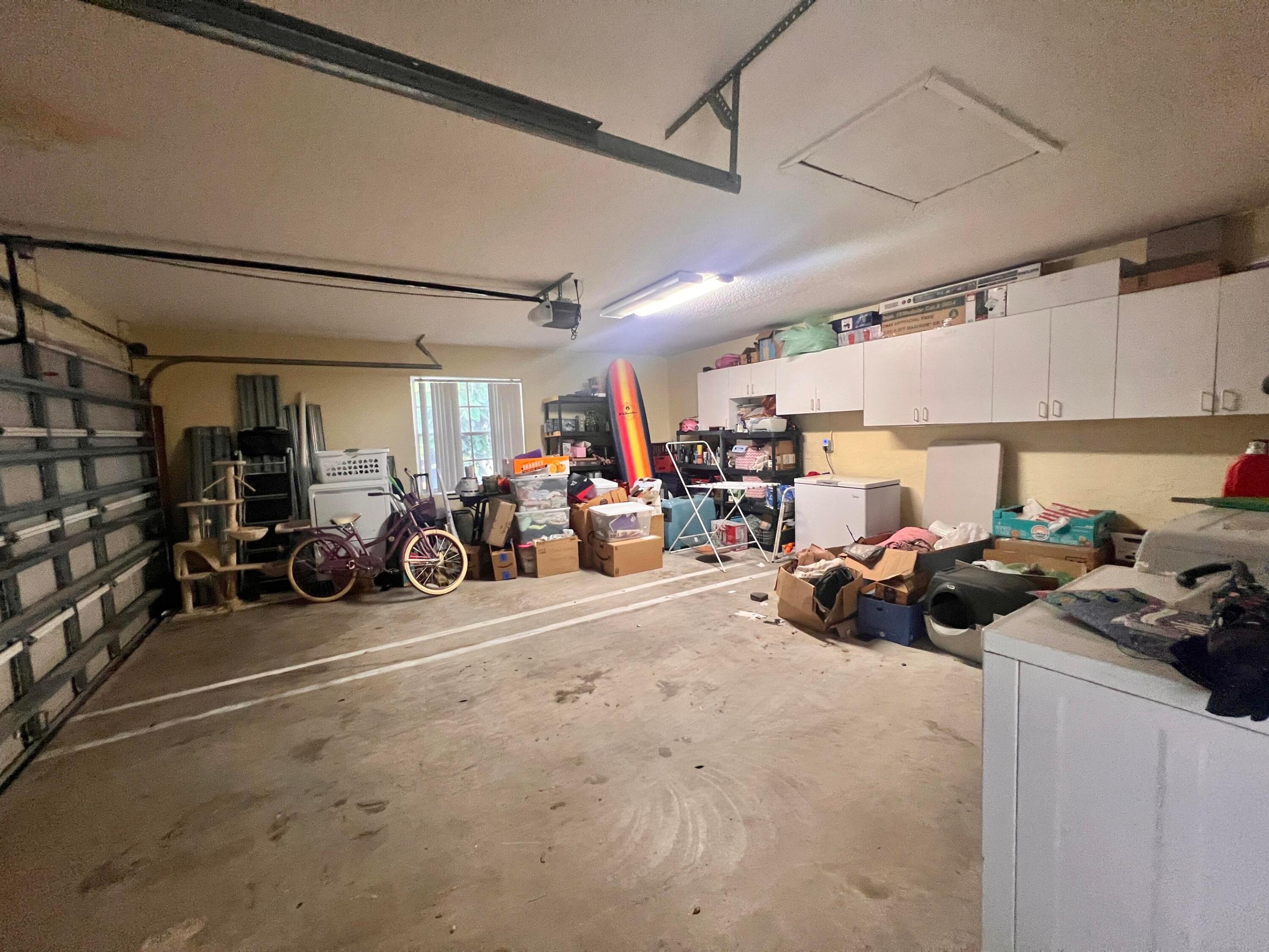 WELLINGTON DOWNS - Residential