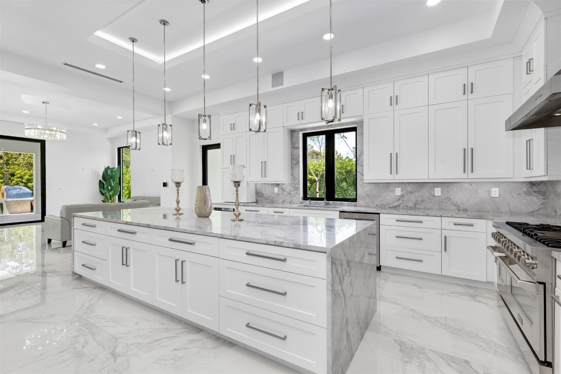 PINE TREE ESTATES - Residential