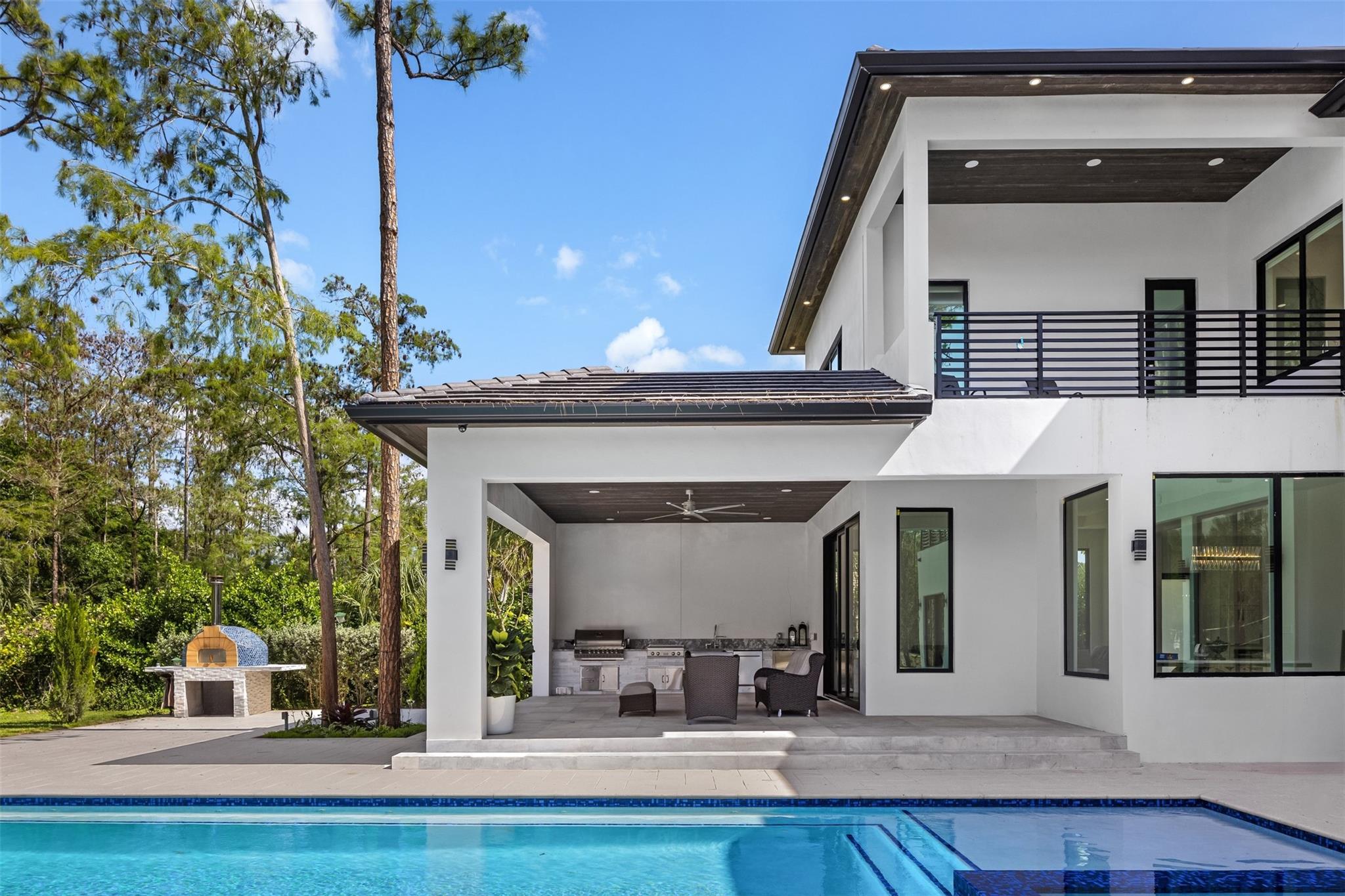 PINE TREE ESTATES - Residential