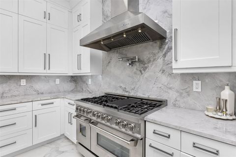 Tiny photo for 5951 NW 72 Way, Parkland, FL 33067 (MLS # F10518200)