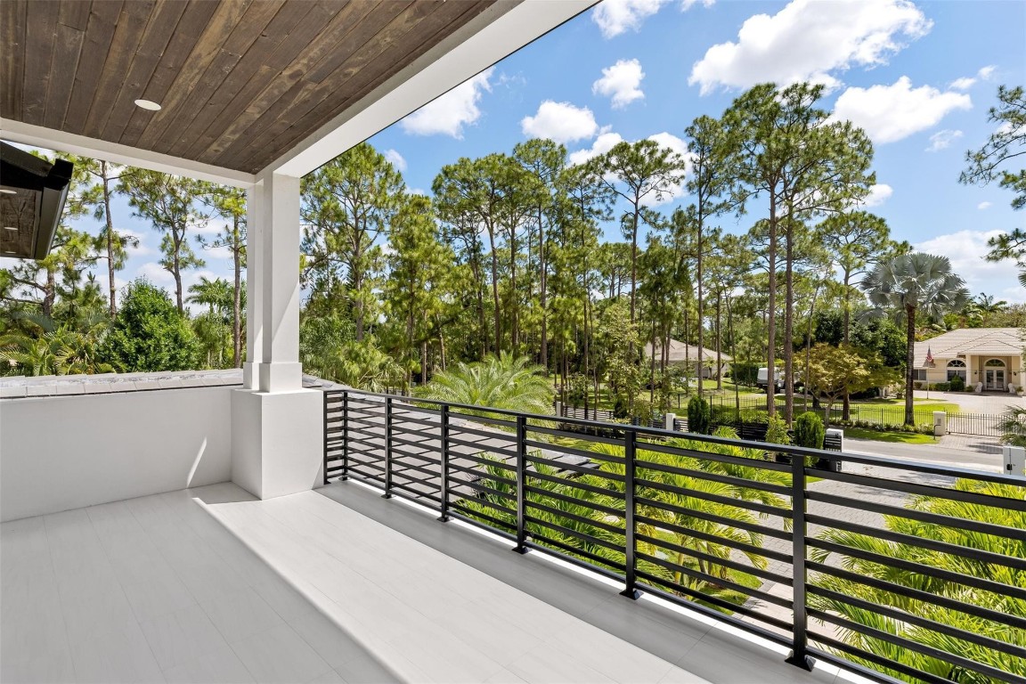 PINE TREE ESTATES - Residential