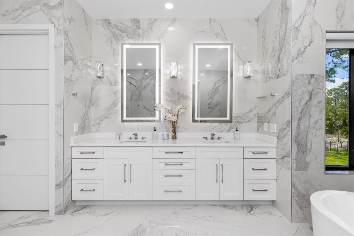 PINE TREE ESTATES - Residential