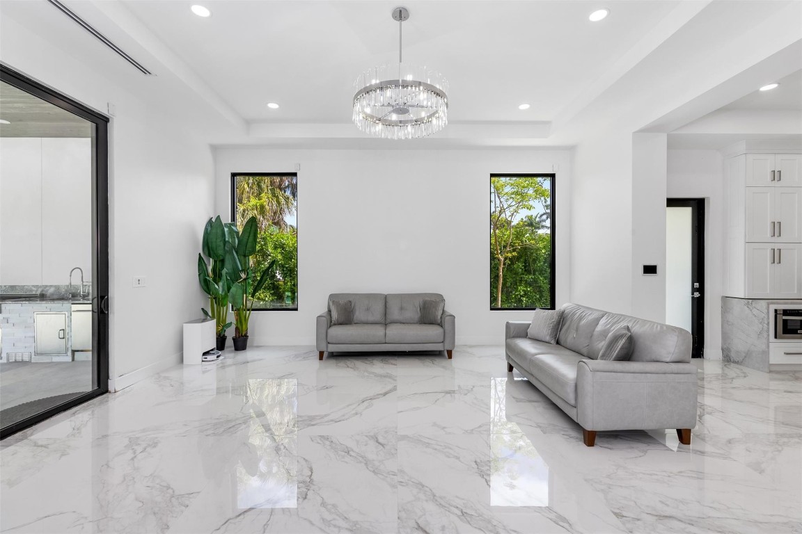 PINE TREE ESTATES - Residential