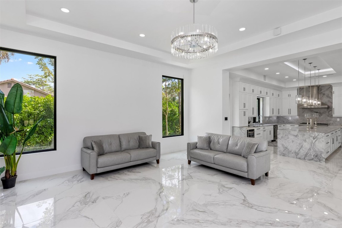 PINE TREE ESTATES - Residential