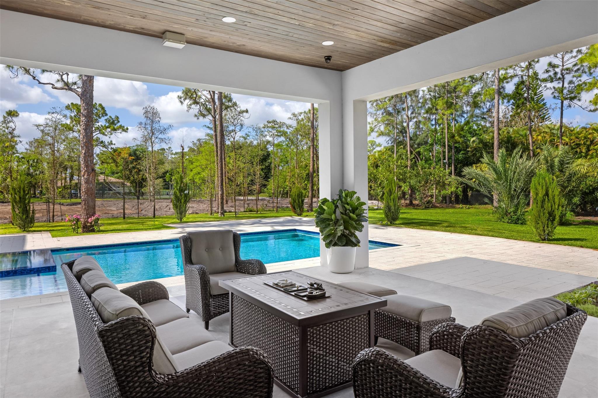 PINE TREE ESTATES - Residential