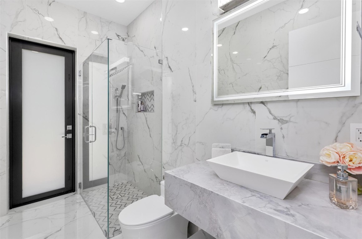 PINE TREE ESTATES - Residential