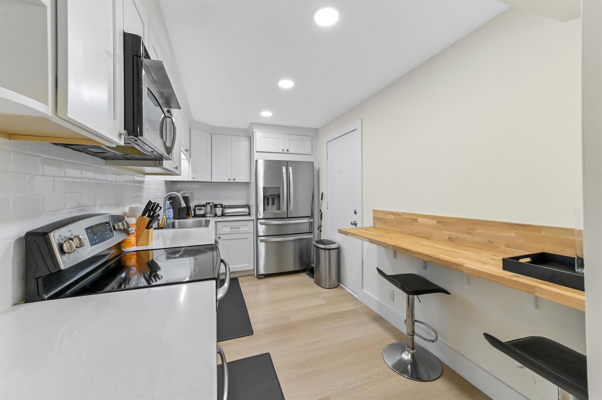 Deerfield Pines Condomini - Residential