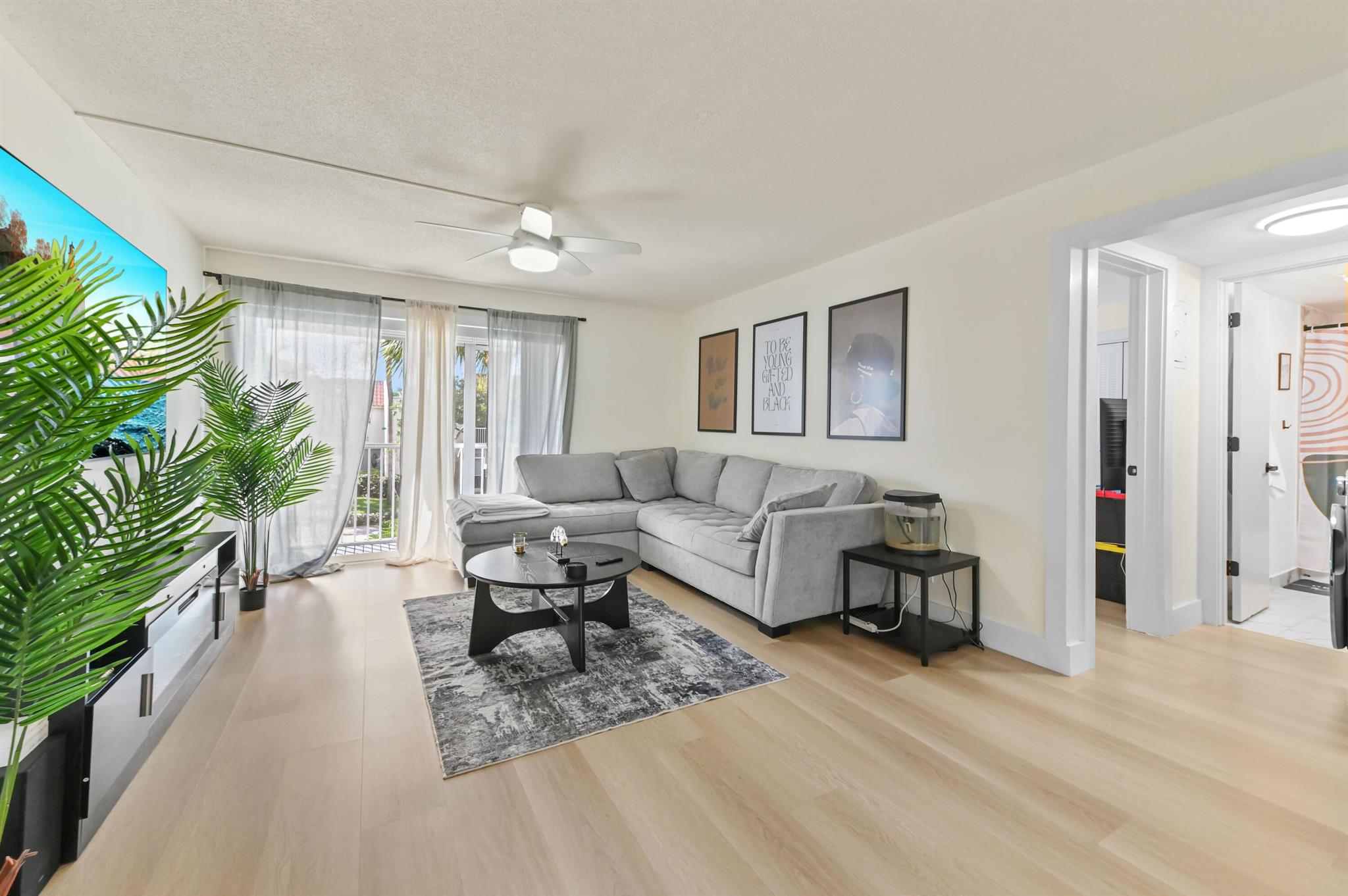 Deerfield Pines Condomini - Residential